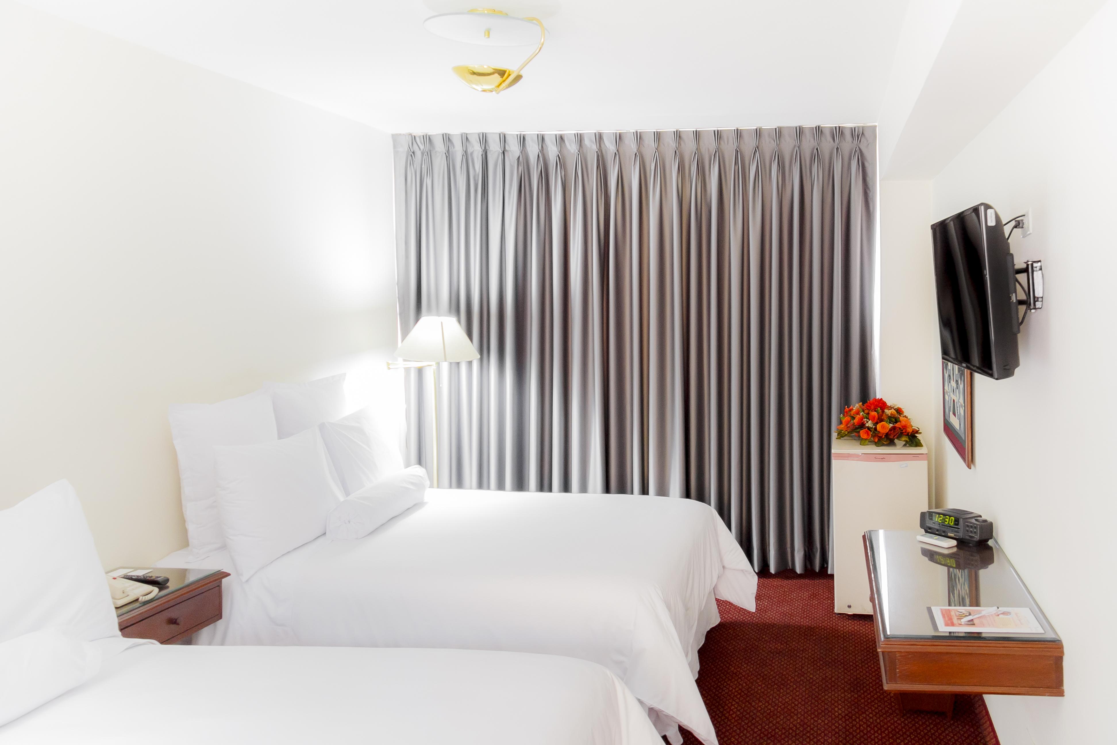 Hotel Carrera Lima Kültér fotó