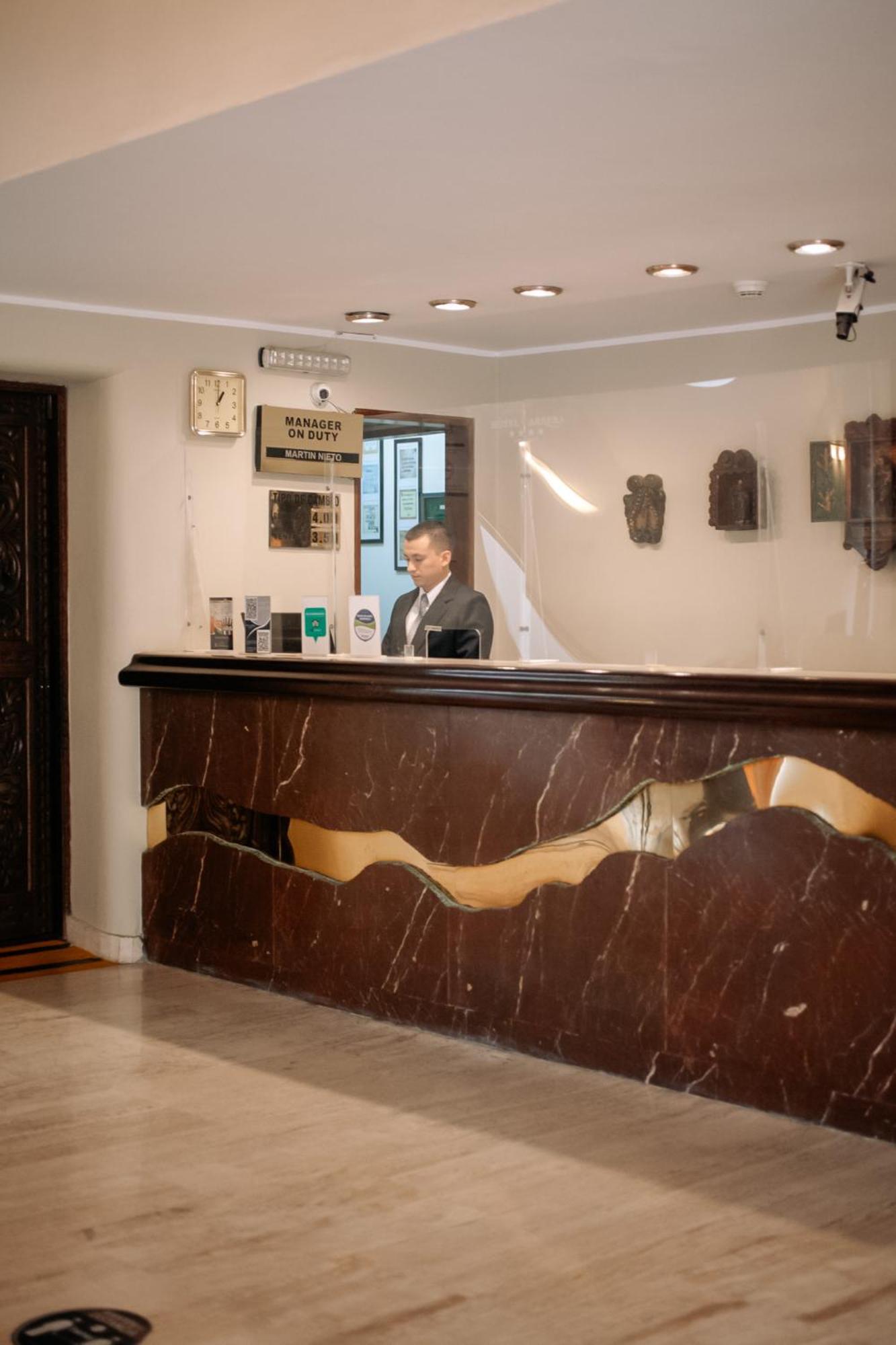 Hotel Carrera Lima Kültér fotó
